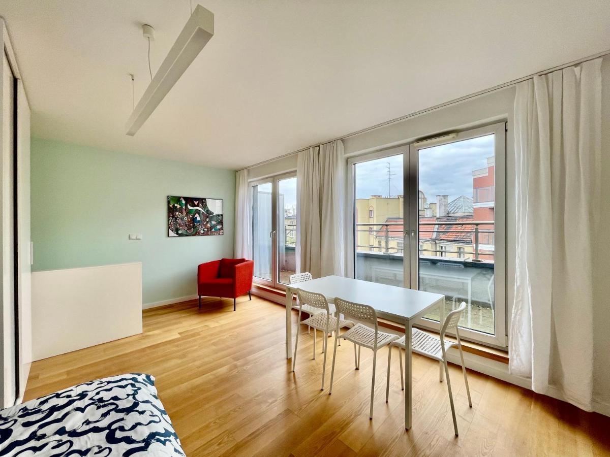 Elegant Apart-800m Main Square-parking And Lift Breslau